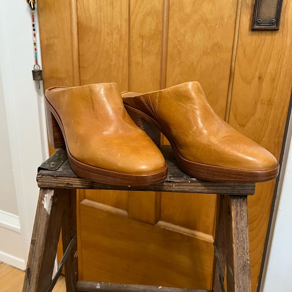 Frye slip on shoes - Picture 5 of 8